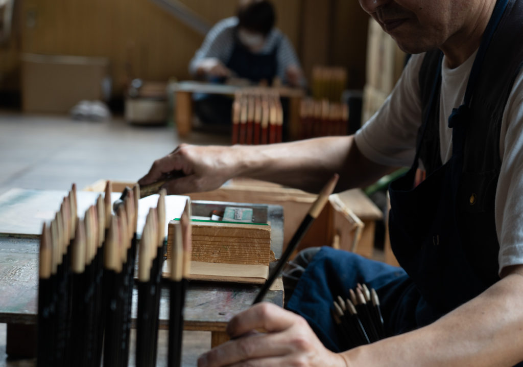 岩多箸店・石川県輪島市で箸の卸・製造・販売をしています